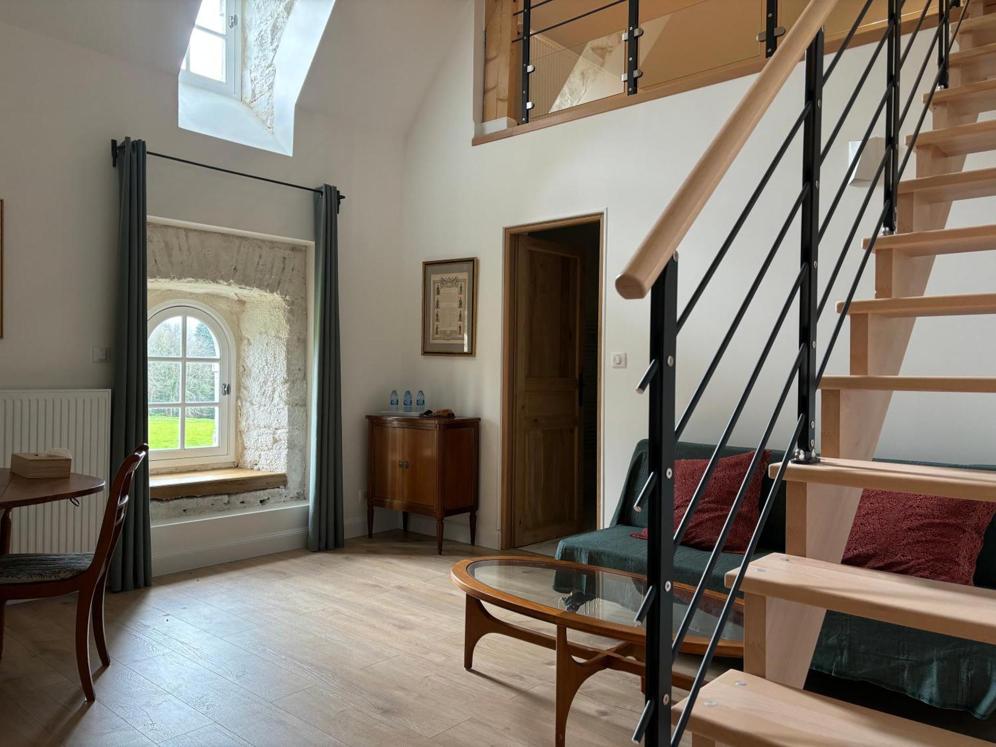 Les Communs De Chiffrevast Bed & Breakfast Tamerville Екстериор снимка